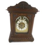 An early 20th century mantel clock.