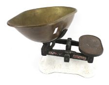 Vintage set of Avery balance scales. With brass bowl.