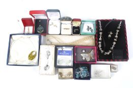 Fifteen boxes of jewellery.