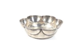 An Edwardian silver lobed round bowl.