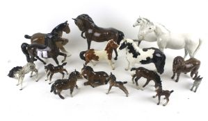 Fifteen ceramic horse figures. Mostly Beswick examples, Max.