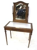 A early 20th century dressing table.