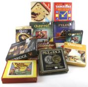 A collection of vintage games. Including Quarto!, Pylos, etc.