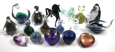 Fifteen pieces of Mdina glass. Including paperweights, ornaments, bowls, etc. Max.