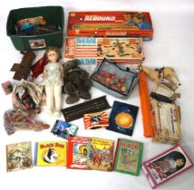 A collection of assorted vintage toys and games. Including Trik-Trak and Rebound, etc.