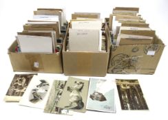 A collection of assorted mostly 20th century topographical postcards. In three boxes.