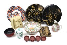 An assortment of 19th and 20th century Chinese items.