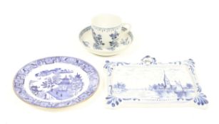 Three pieces of blue and white porcelains.