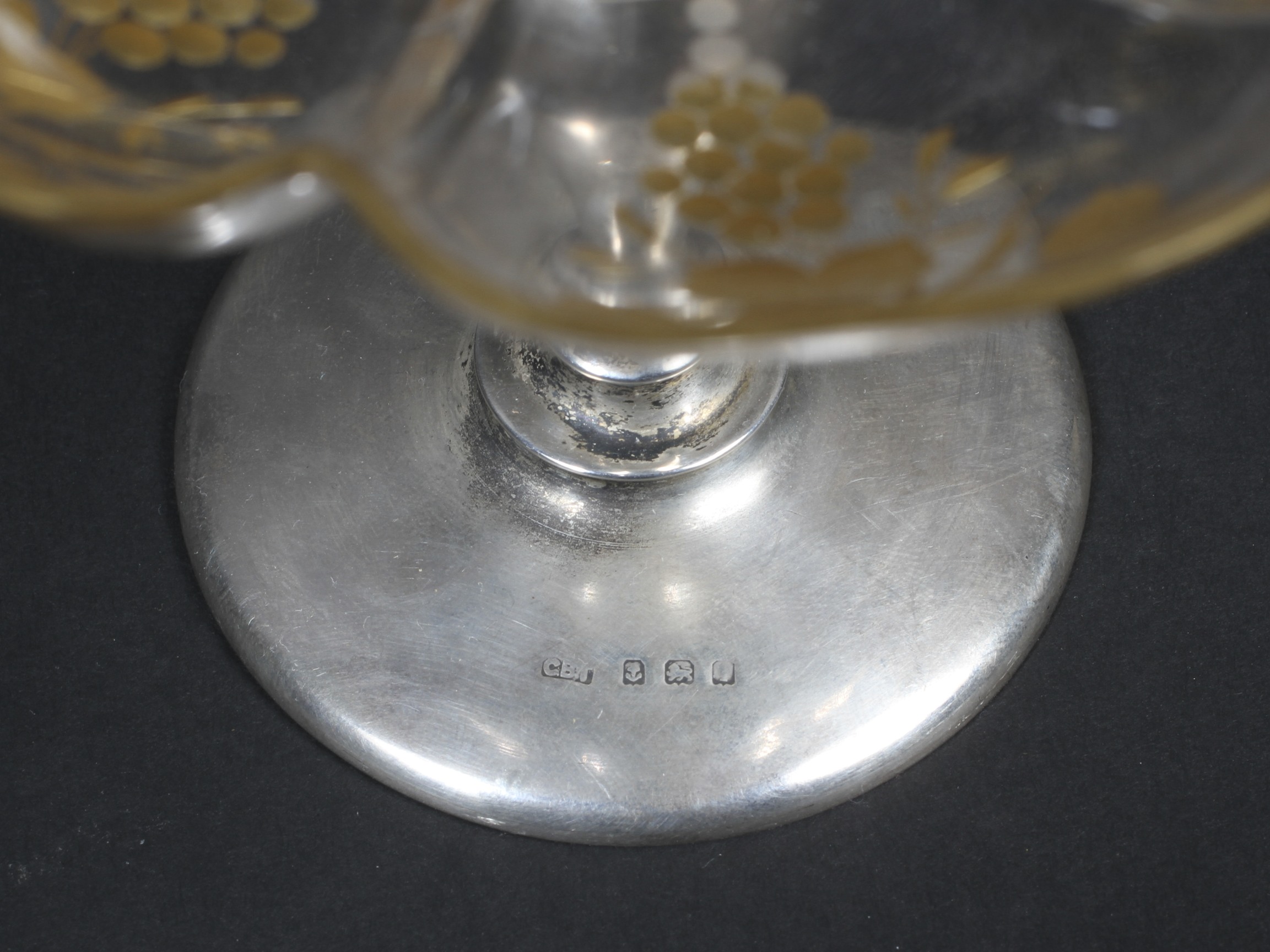 An Edward VII glass and silver pedestal sweet dish. - Image 3 of 3