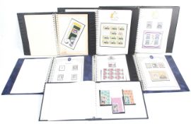 A mainly Royalty themed stamp collection. In seven albums.
