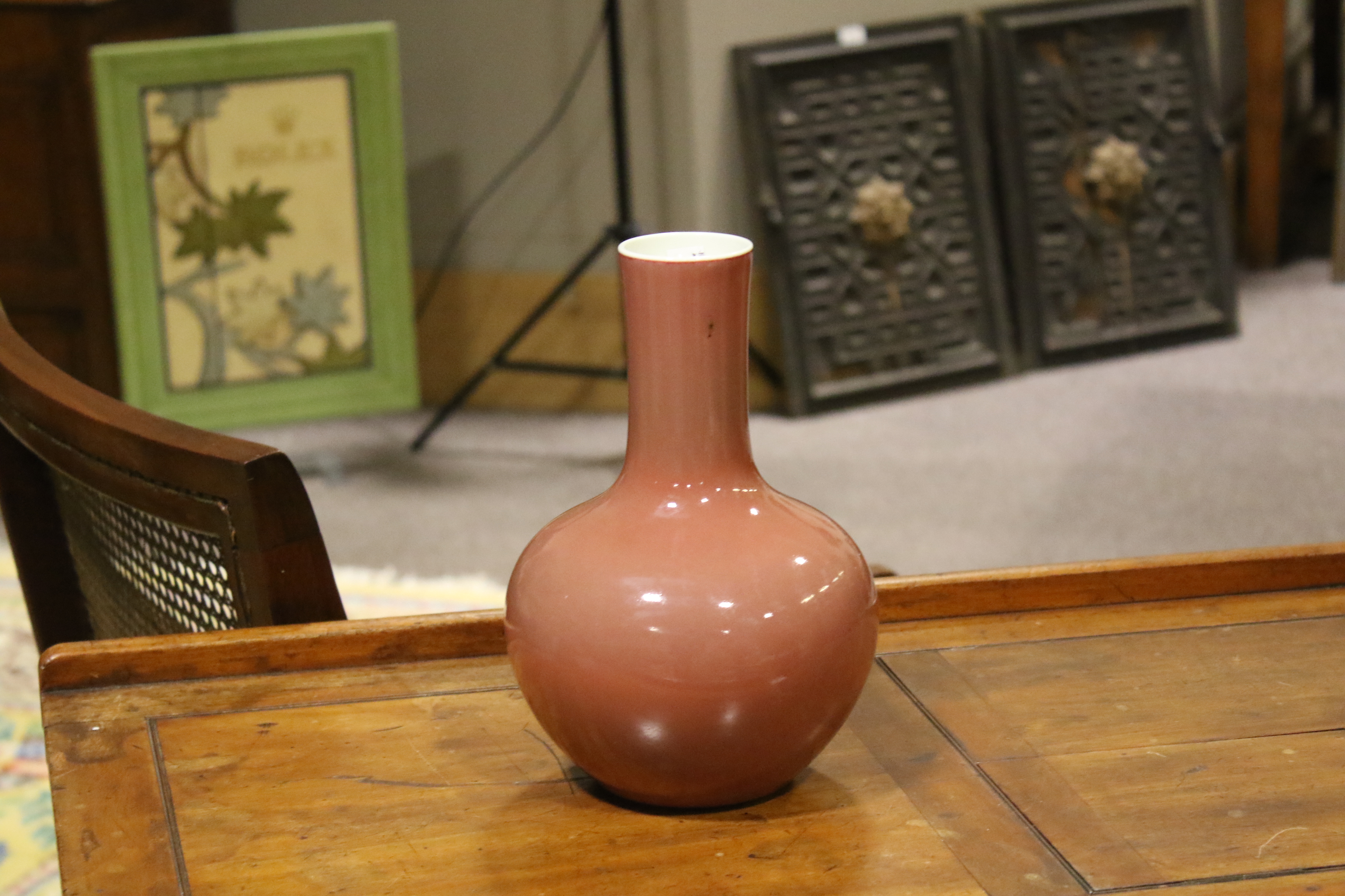 A Chinese copper-red tianquiping form bottle vase. Six character Qianlong mark to base. H24cm. - Image 12 of 17