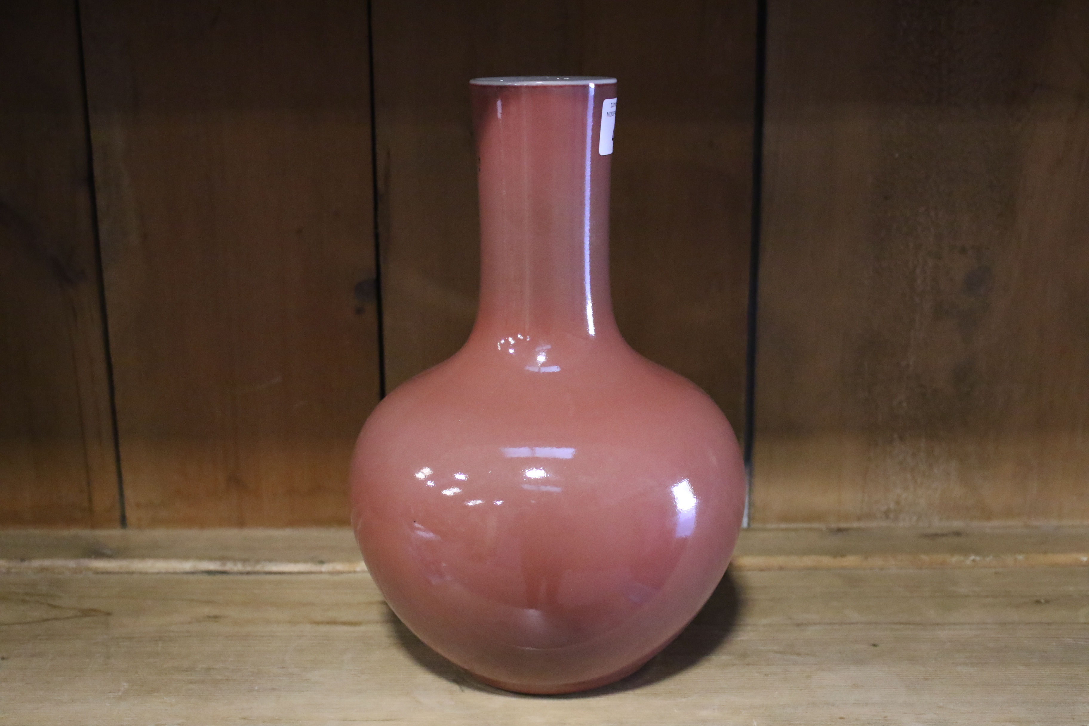 A Chinese copper-red tianquiping form bottle vase. Six character Qianlong mark to base. H24cm. - Image 6 of 17