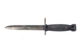 A possibly WWII bayonet and a US dagger scabbard. The bayonet is unmarked, L29.