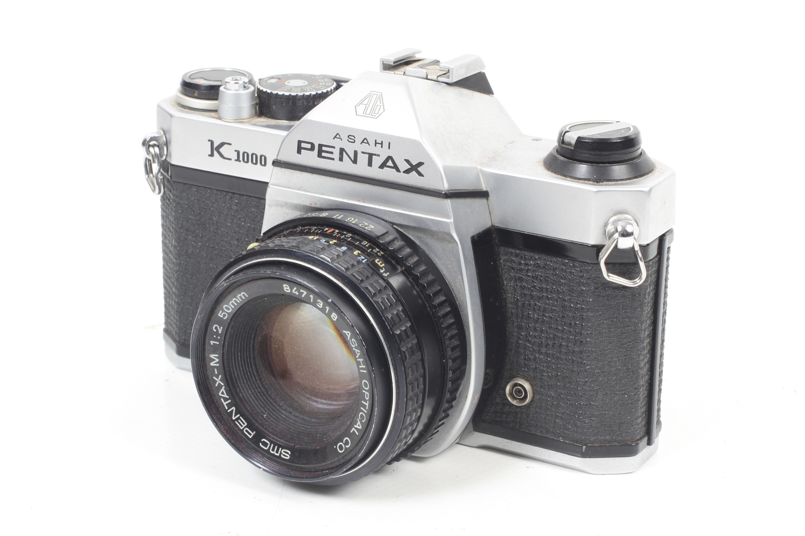 An Asahi Pentax K1000 35mm SLR camera. With an SMC Pentax-M 50mm f2 lens. Chrome body, Serial No. - Image 2 of 6