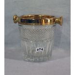 Glas Wein/Sektkühler mit Goldrand und seitlichen Handhaben, H 22 cm, D 18 cm, Gebrauchsspuren