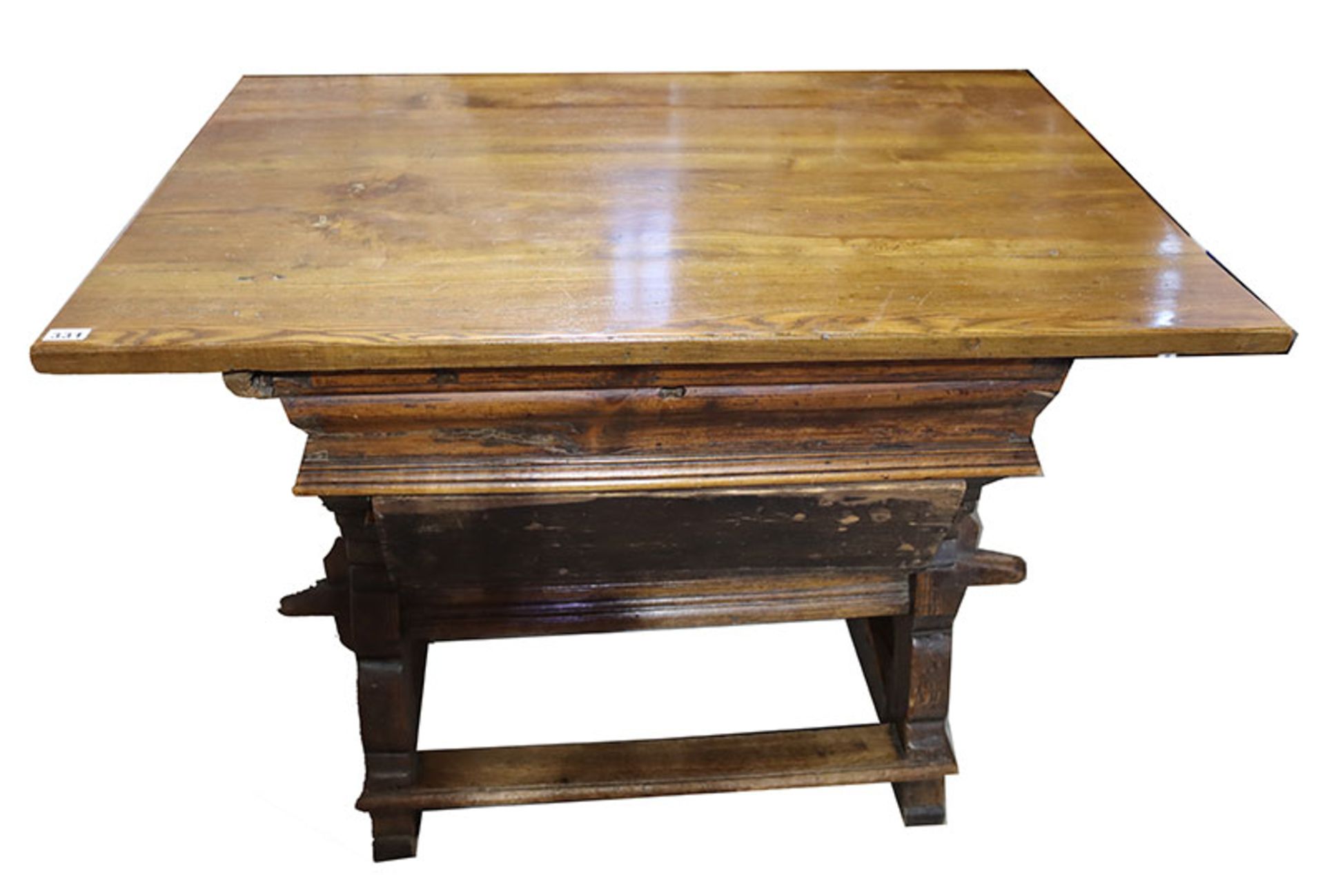 Bauerntisch, Korpus mit einer Schublade, Früh 19. Jahrhundert, Tischplatte ergänzt, H 77 cm, B 116