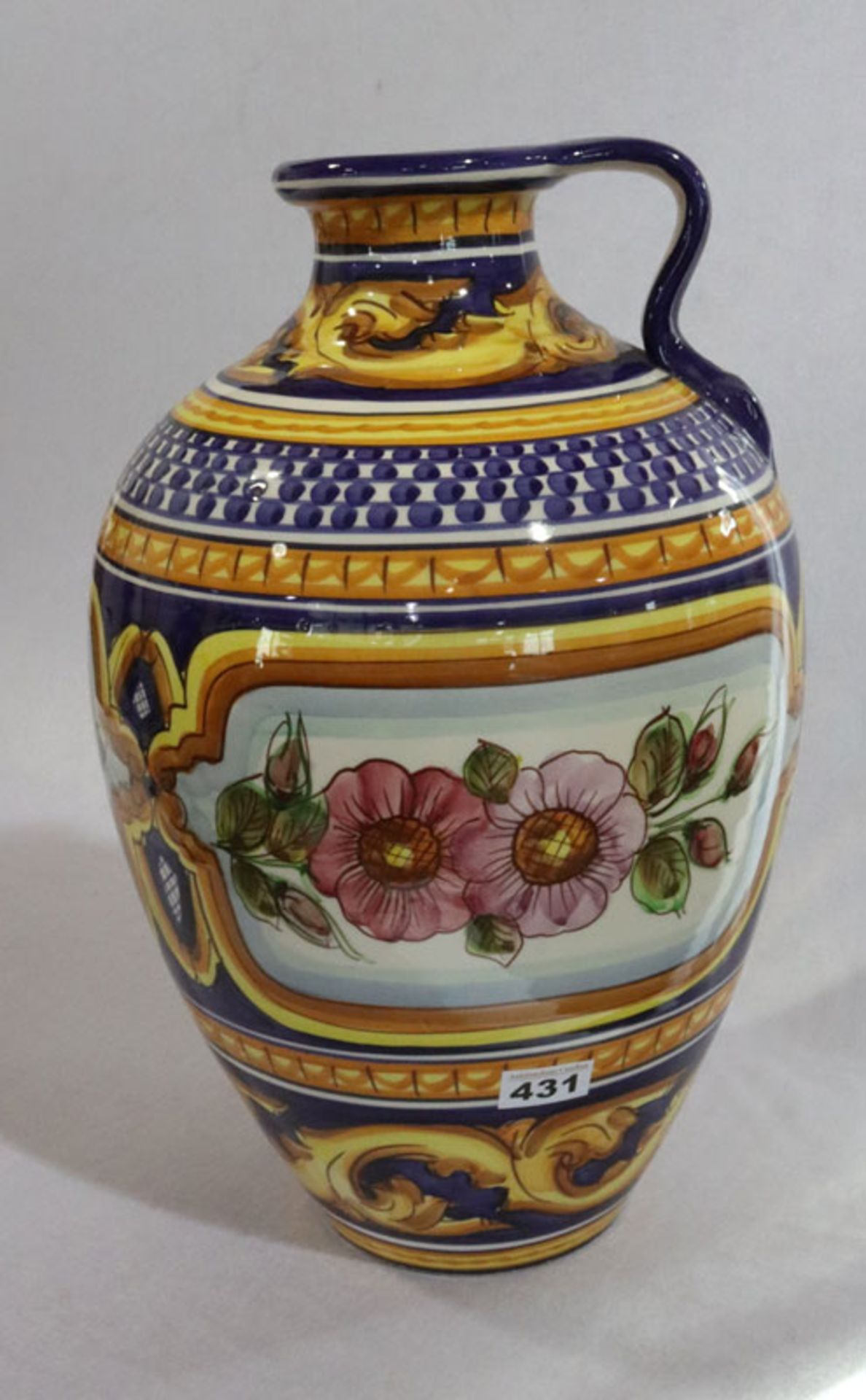 Großer Keramik Henkelkrug mit buntem Dekor, H 47 cm, D ca. 30 cm, Gebrauchsspuren