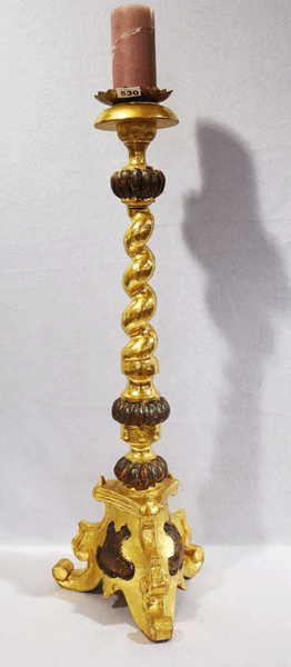 Holz Kerzenleuchter, gedrechselt und mit Blattgold gefaßt, H 92 cm, D 28 cm, teils berieben