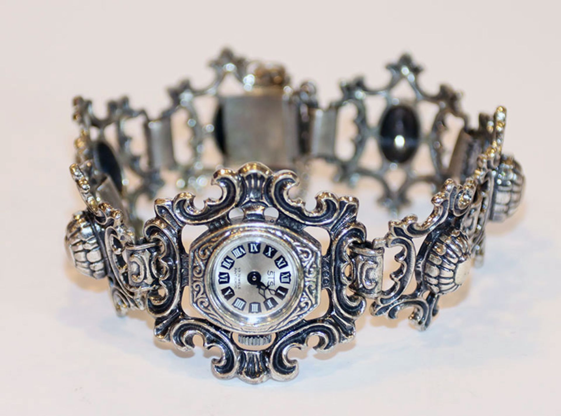 STS Trachten-Armbanduhr, 835 Silber, 49,5 gr., intakt, L 18 cm