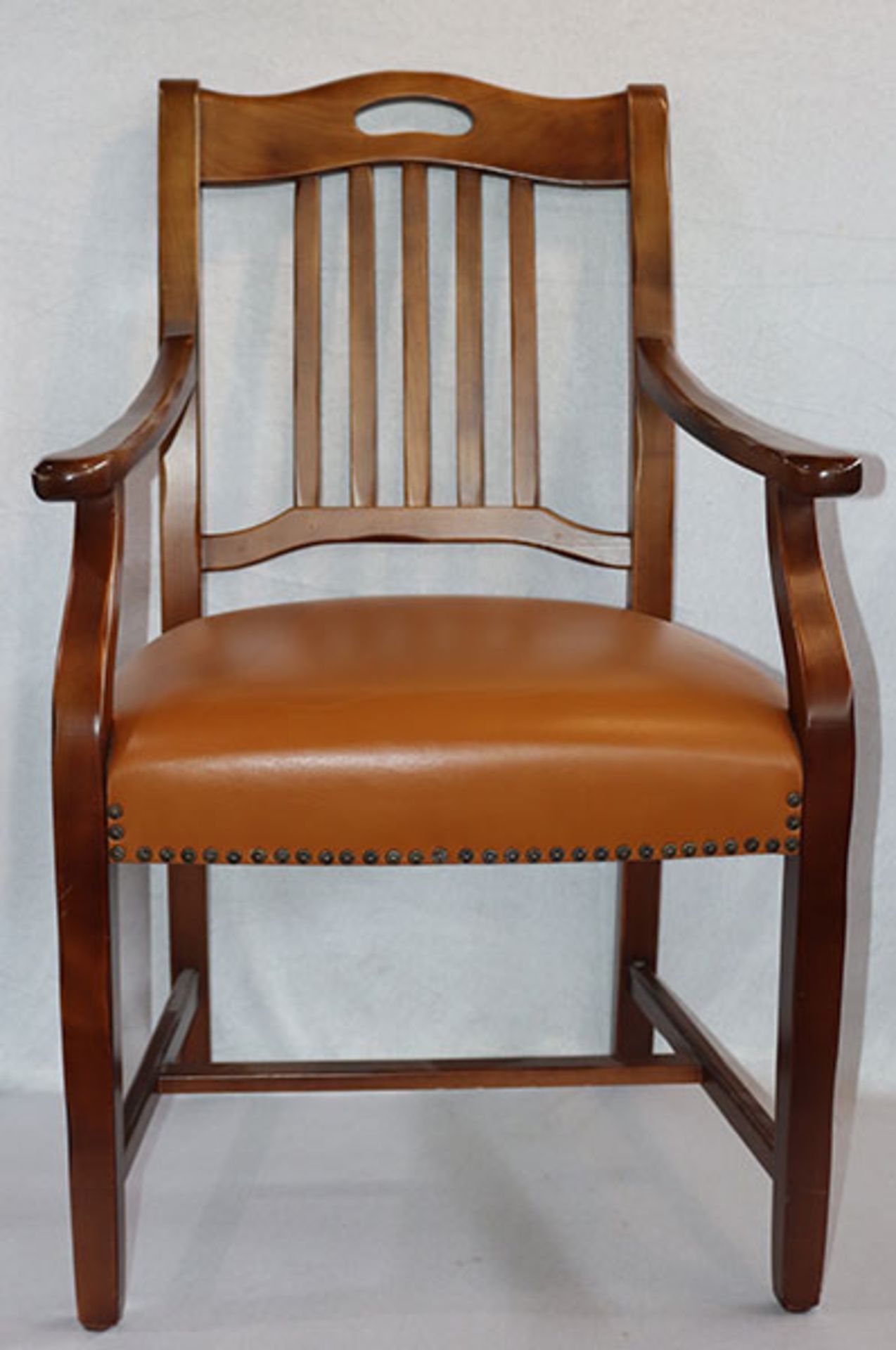Holz Armlehnstuhl, Sitz gepolstert und mit braunem Leder bezogen, H 93 cm, B 58 cm, T 47 cm,