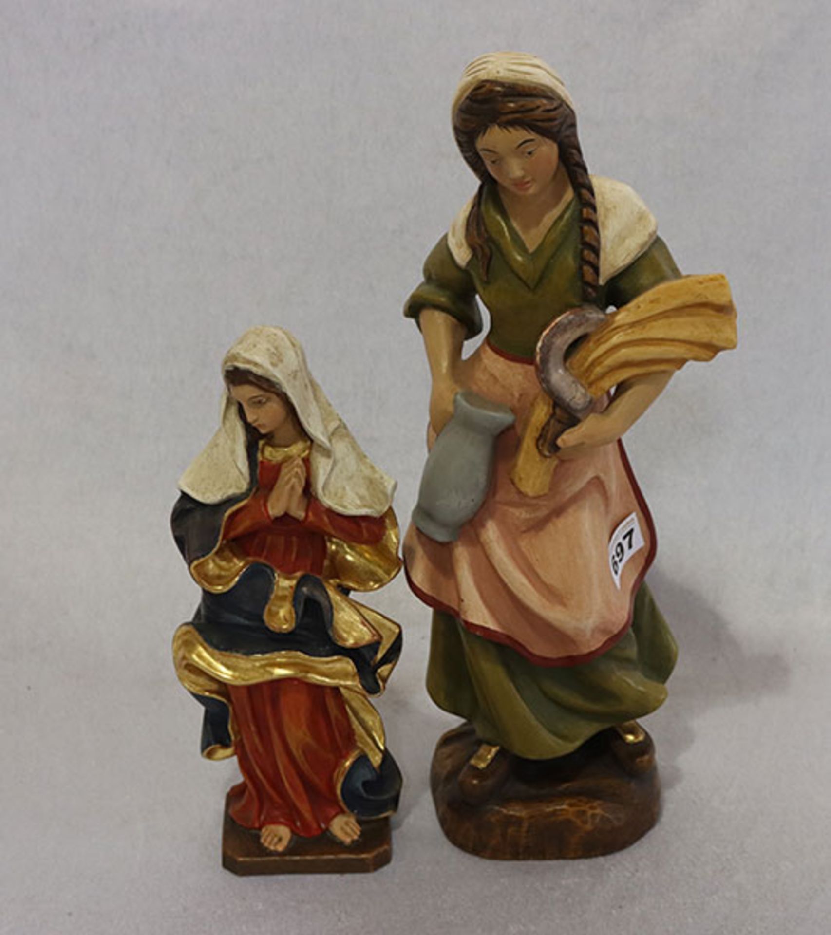 2 Holzfiguren 'Heilige Notburga', H 41 cm, und 'Maria', H 29 cm, beide farbig gefaßt, Fassungen