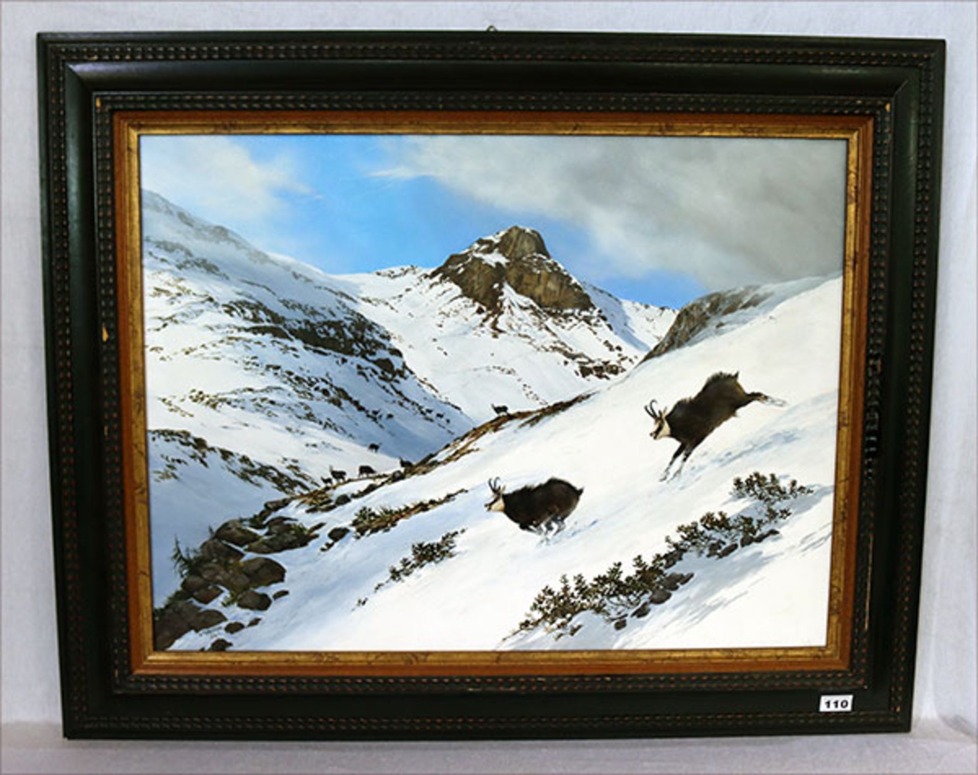 Gemälde ÖL/LW 'Gemsenrudel im schneebedeckten Hochgebirge', signiert W. (Walter) Gamper, 2001,