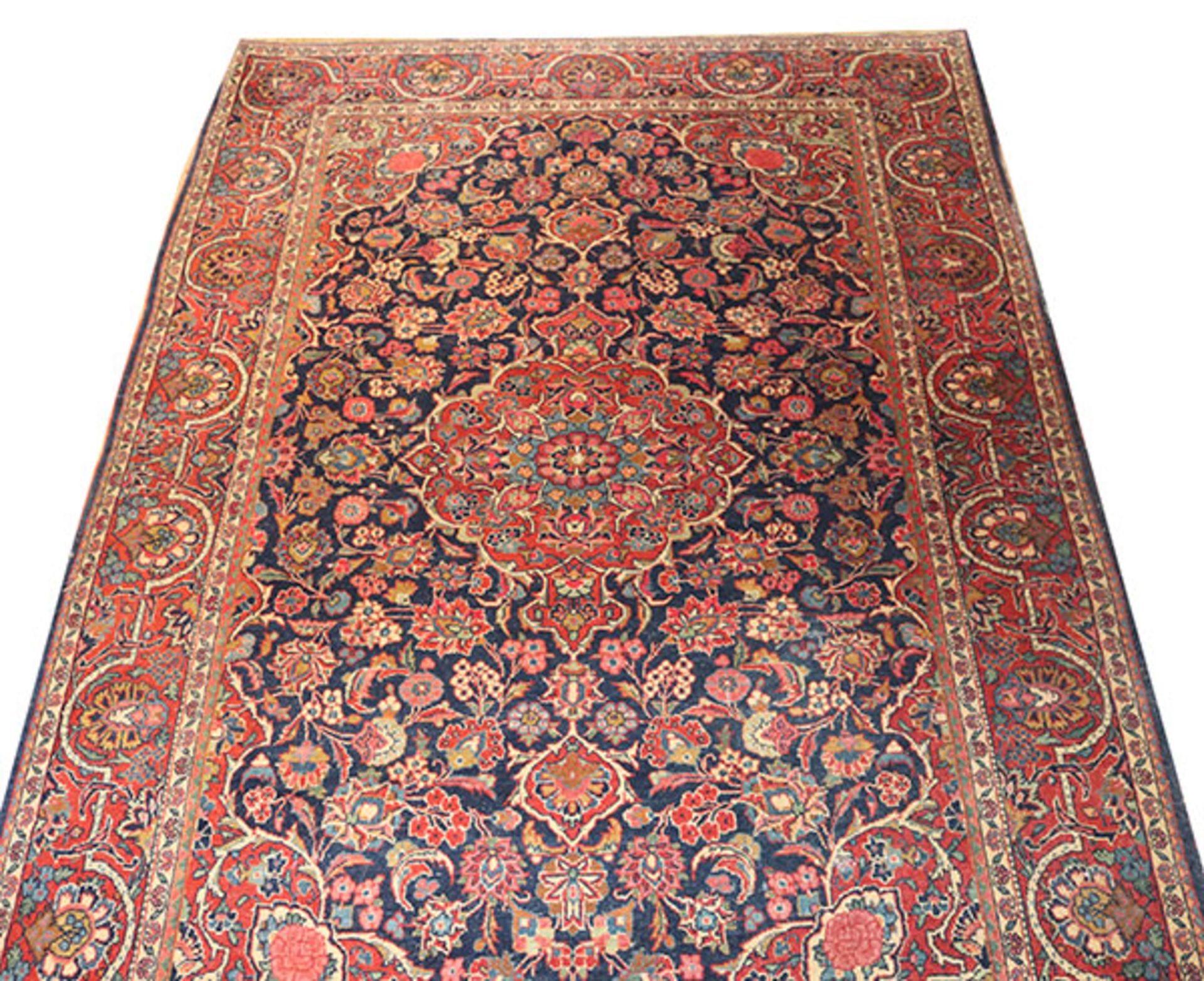 Teppich, Bidjar, blau/rot/bunt, Gebrauchsspuren, teils abgetreten und beschädigt, 199,5 cm x 132,5
