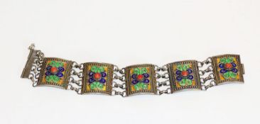Silber geprüftes Armband mit farbigem Emaildekor und Koralle, 33 gr., L 18 cm
