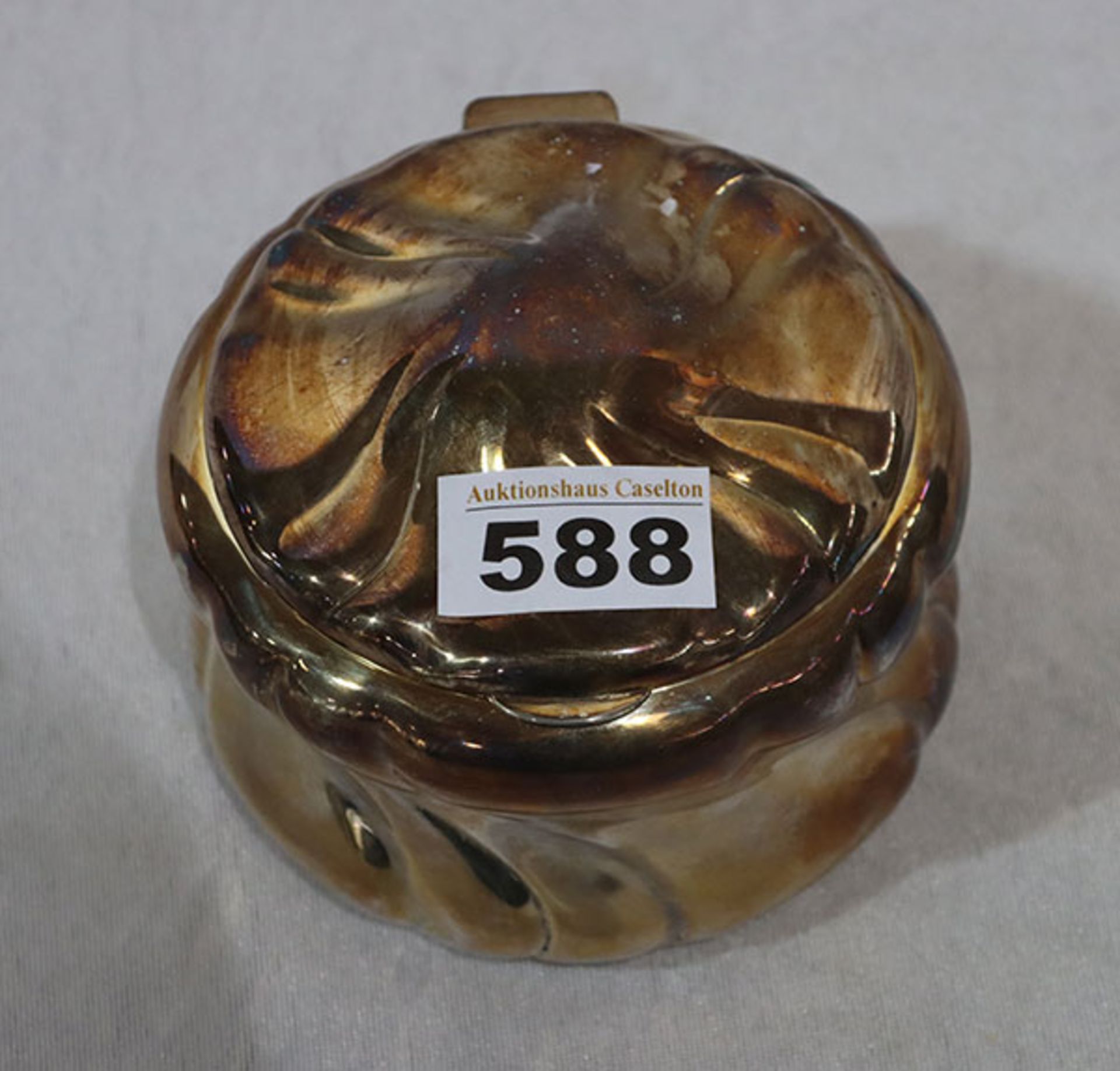 Runde Silberdose, 835 Silber, innen mit Restvergoldung, 284 gr., Gebrauchsspuren, H 10 cm, D 12 cm