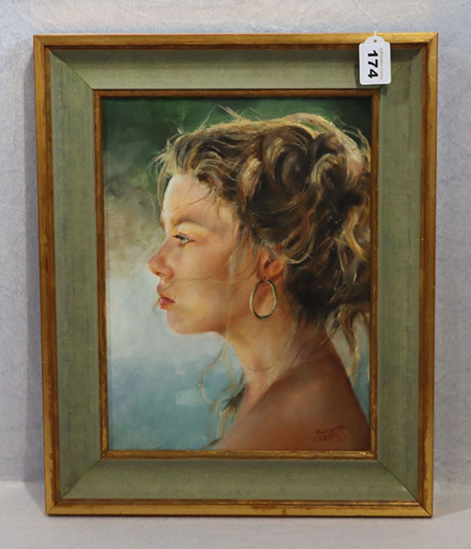 Gemälde ÖL/LW 'Frauenportrait', signiert Francesca Strino, * 1979, gerahmt, incl. Rahmen 52 cm x