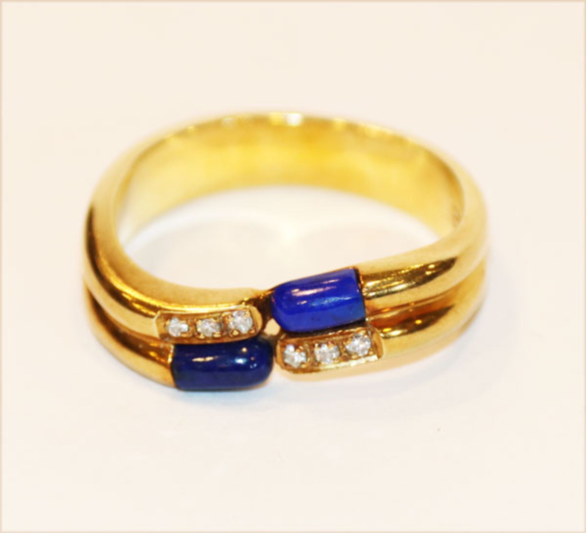 14 k Gelbgold Ring mit 6 Diamanten und 2 Lapislazuli, 5,3 gr., Gr. 56