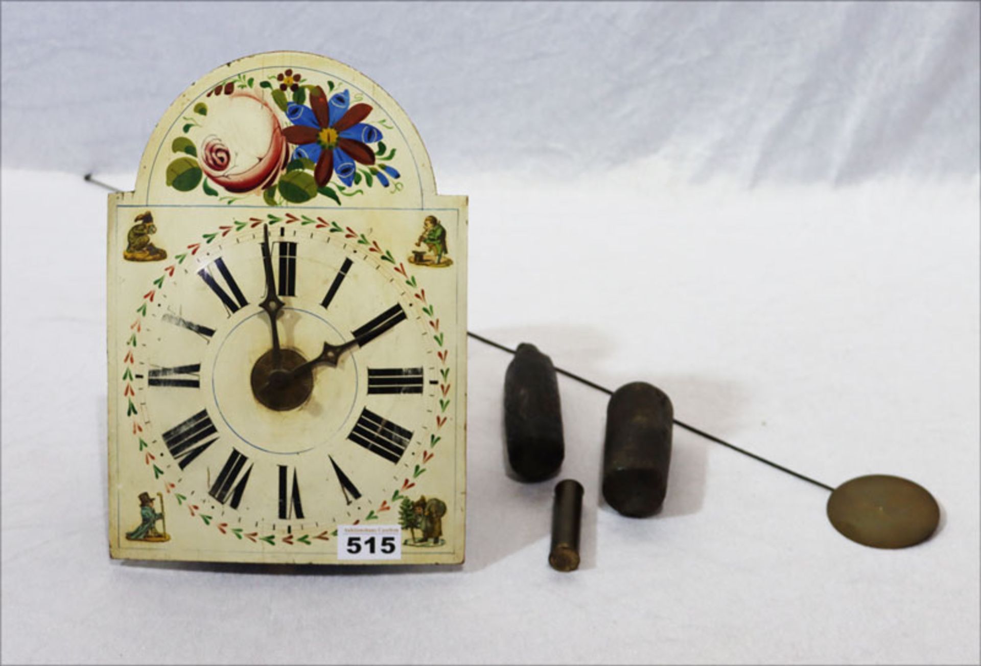 Schildblatt Wanduhr mit Glocke, Blumendekor, Pendel und 3 Gewichte, Alters- und Gebrauchsspuren, H