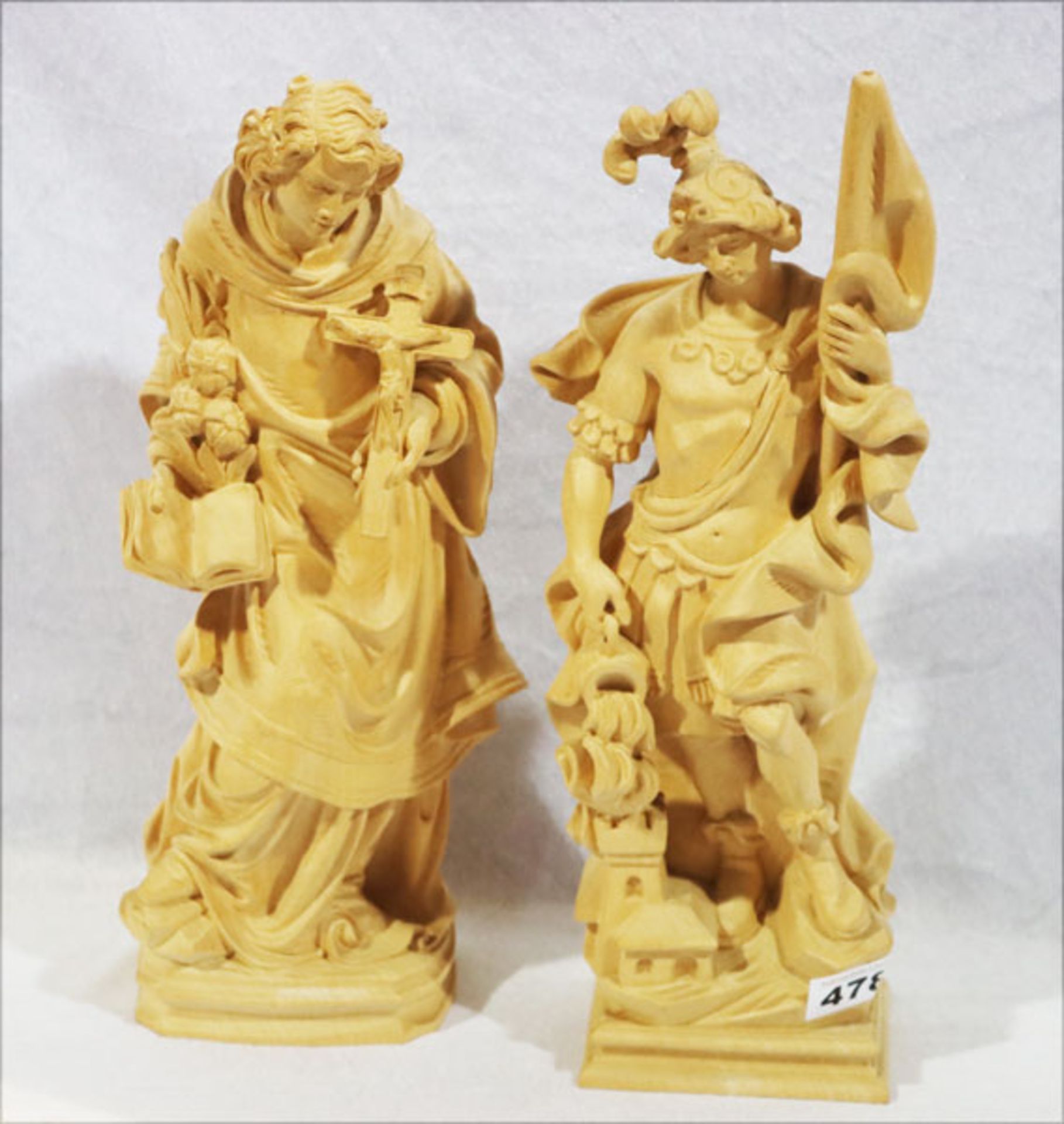 2 Holzfiguren, 'Heiliger Florian' und 'Heiliger Alosius', ungefaßt, gestempelt Oberammergauer