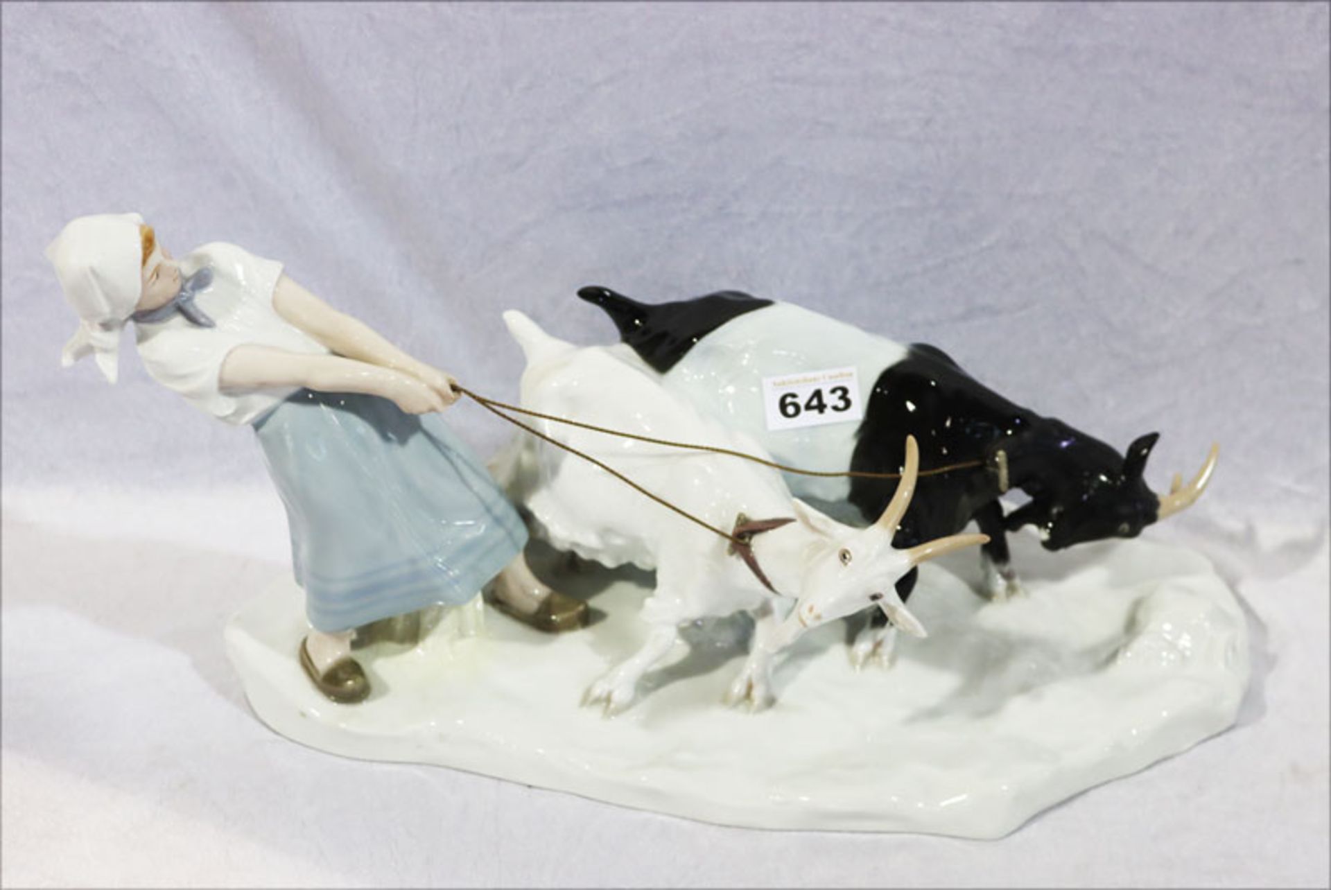 Meissen Figurengruppe 'Ziegenhirtin', Otto Pilz, * 1876 Sonneberg + 1934 Dresden, bunt bemalt,