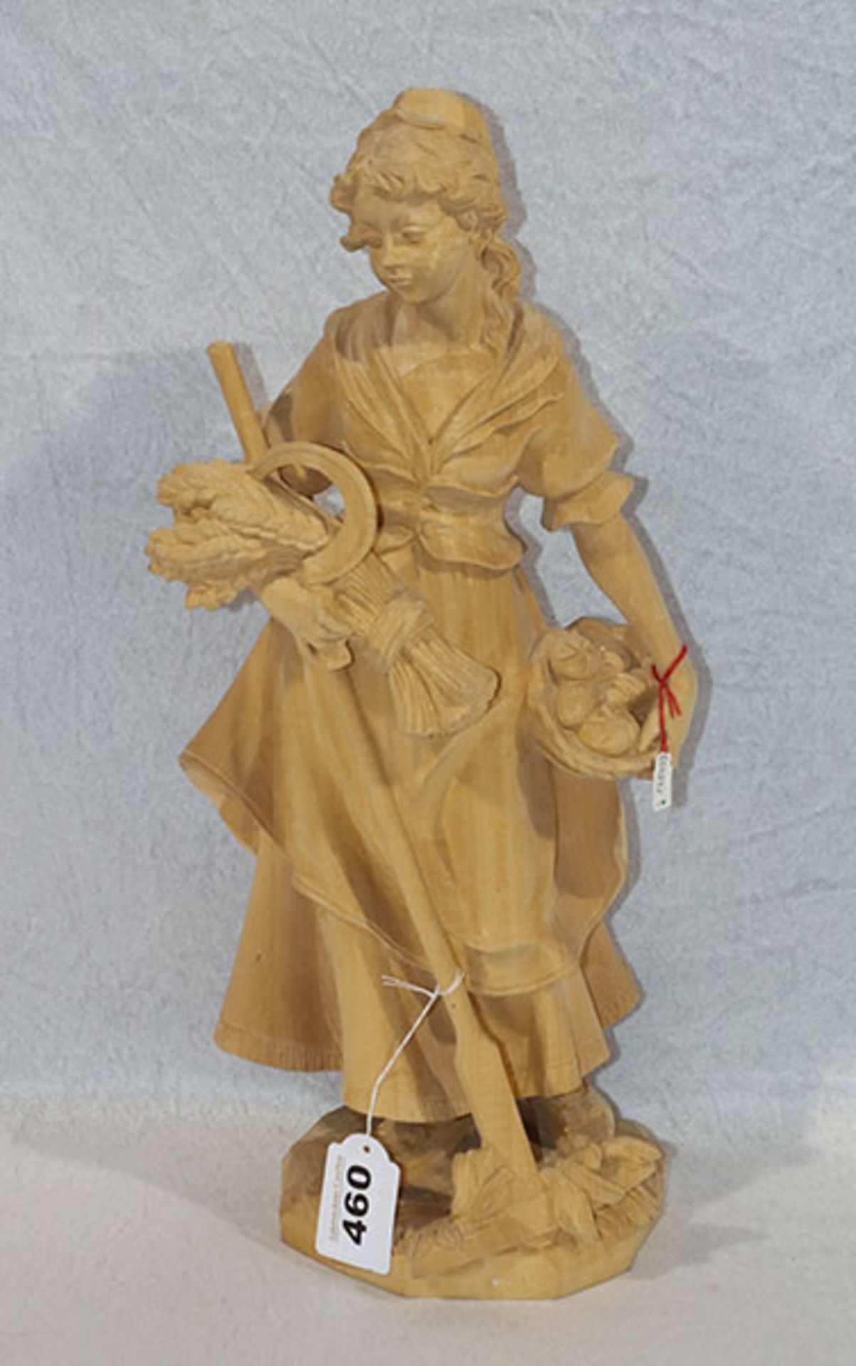 Holzfigur 'Mädchen mit Weizen und Brot', ungefaßt, am Boden gestempelt Holzschnitzerei, H 43 cm