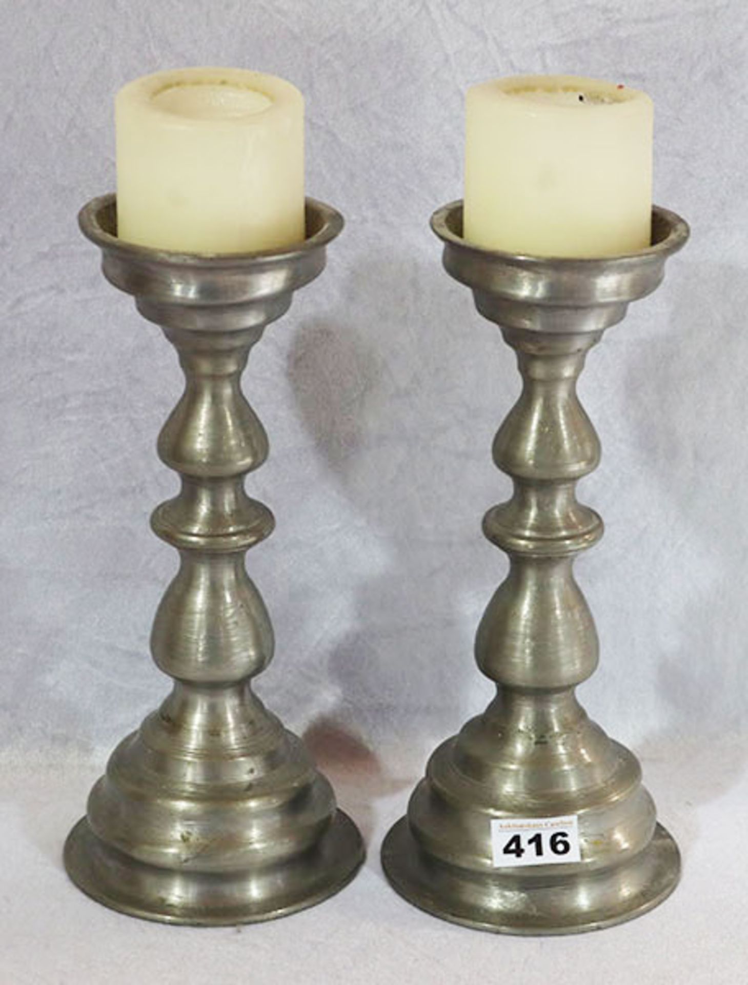 Paar Zinn Kerzenleuchter, H 30 cm, 5,4 kg, Gebrauchsspuren