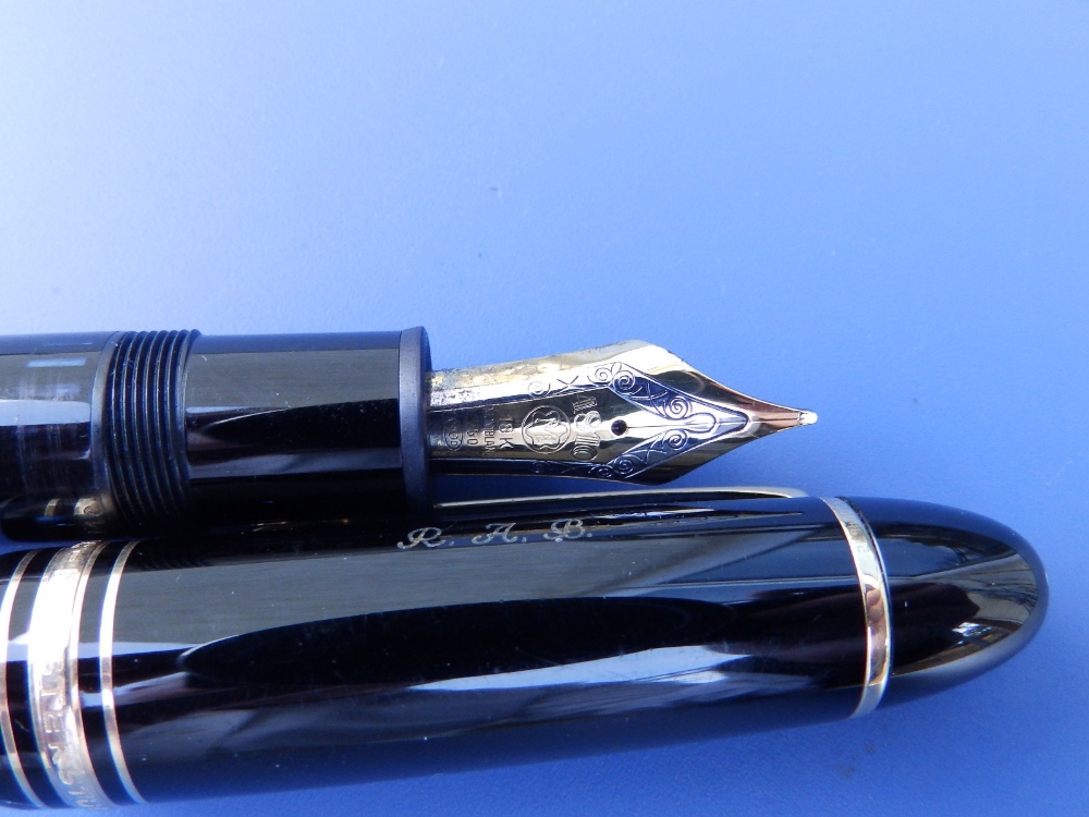 A Montblanc Meisterstuck No.149 presentation fountain pen with 18K bi-colour 4810 nib, the cover - Image 4 of 5