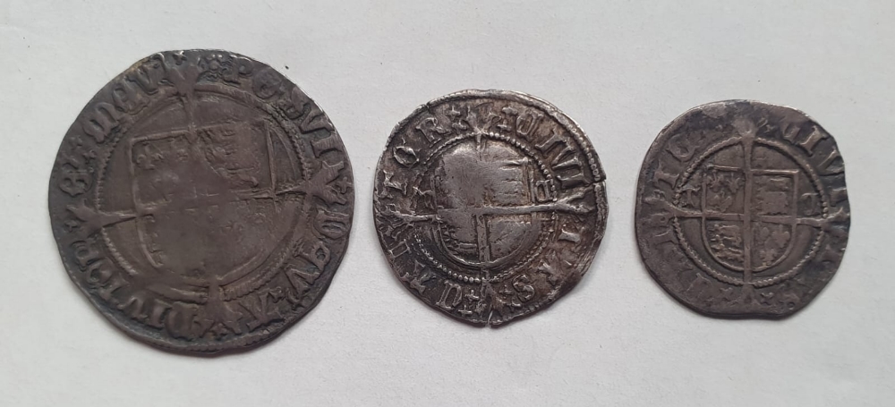 A Henry VIII groat and two half groats. (3) - Image 3 of 4