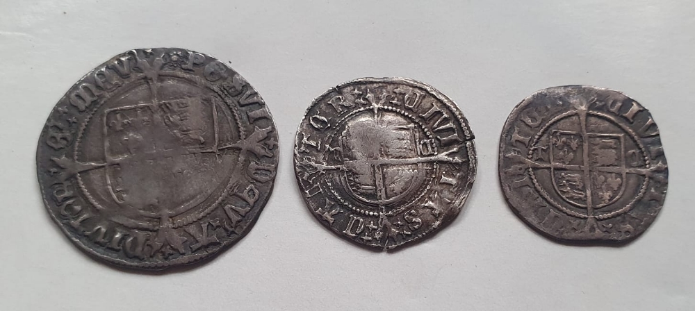 A Henry VIII groat and two half groats. (3) - Image 4 of 4