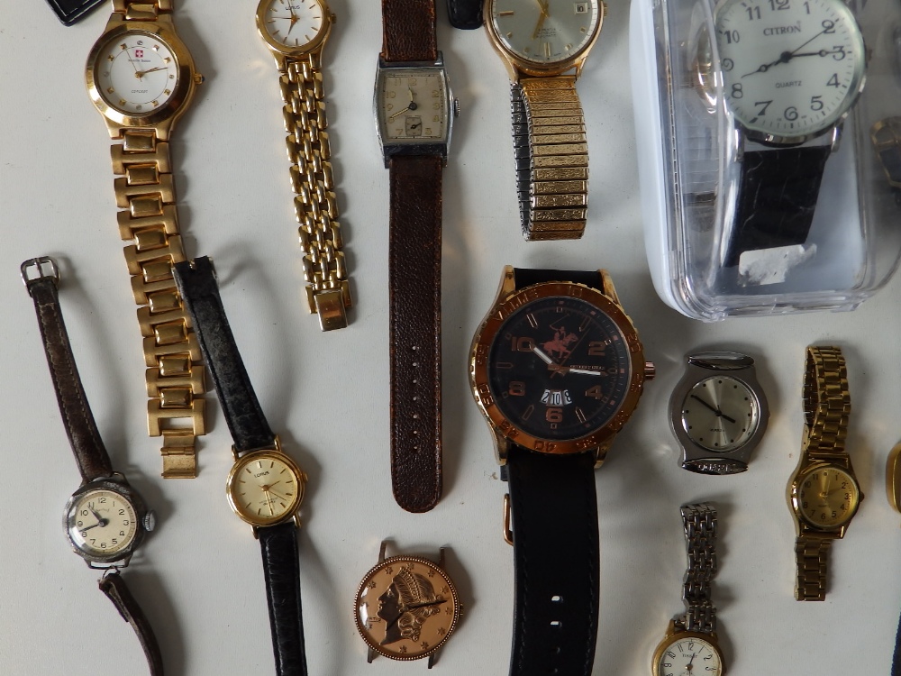 A large collection of modern wrist watches and others. - Image 3 of 5