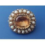 A small late Victorian citrine & pearl set cluster brooch, 18mm across.