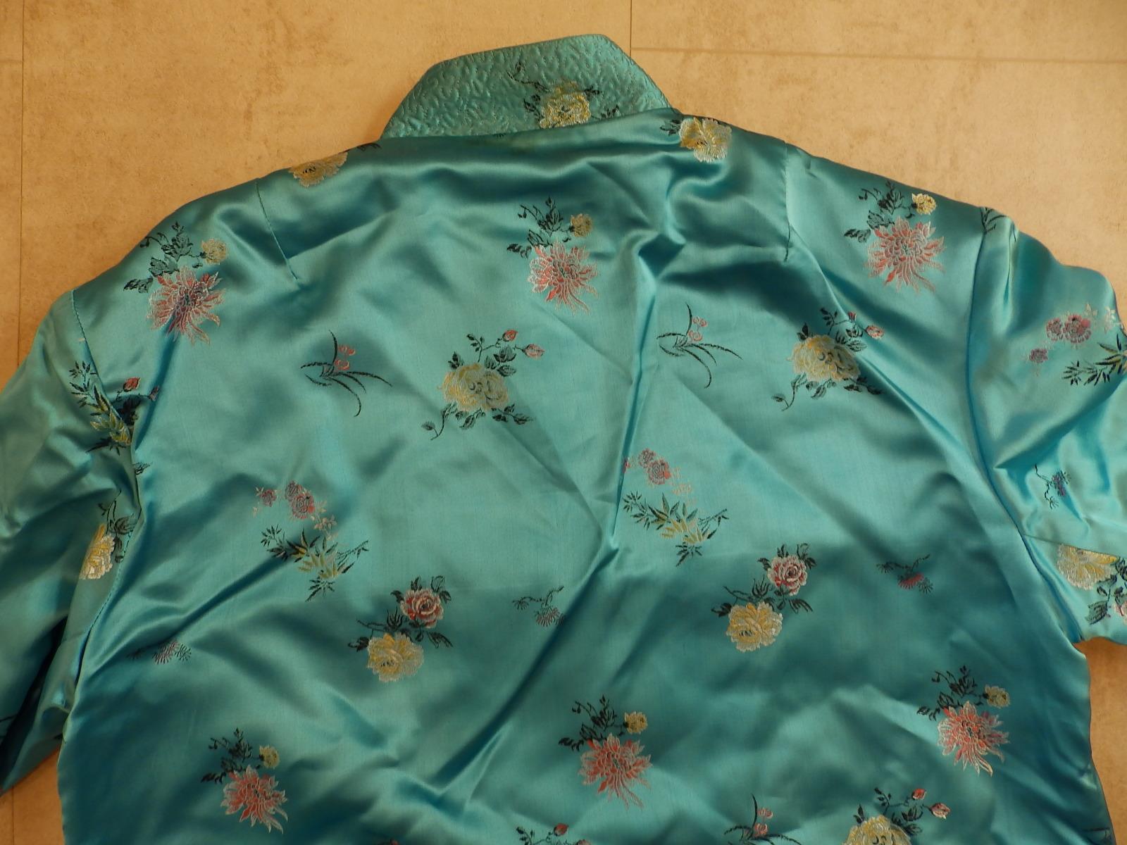 A mid 20thC Chinese silk satin turquoise brocade jacket. - Image 6 of 7