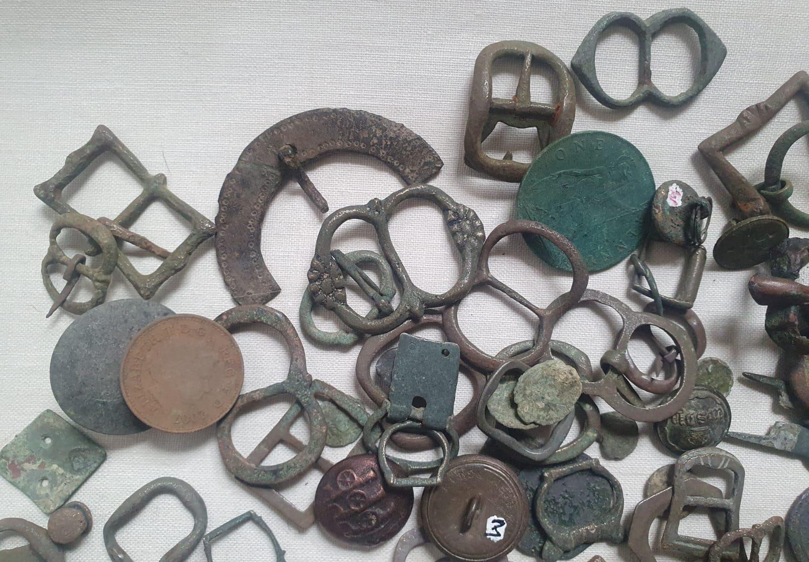 A collection of excavated artefacts including a Saxon and medieval buckles, Roman coins and other - Image 5 of 5