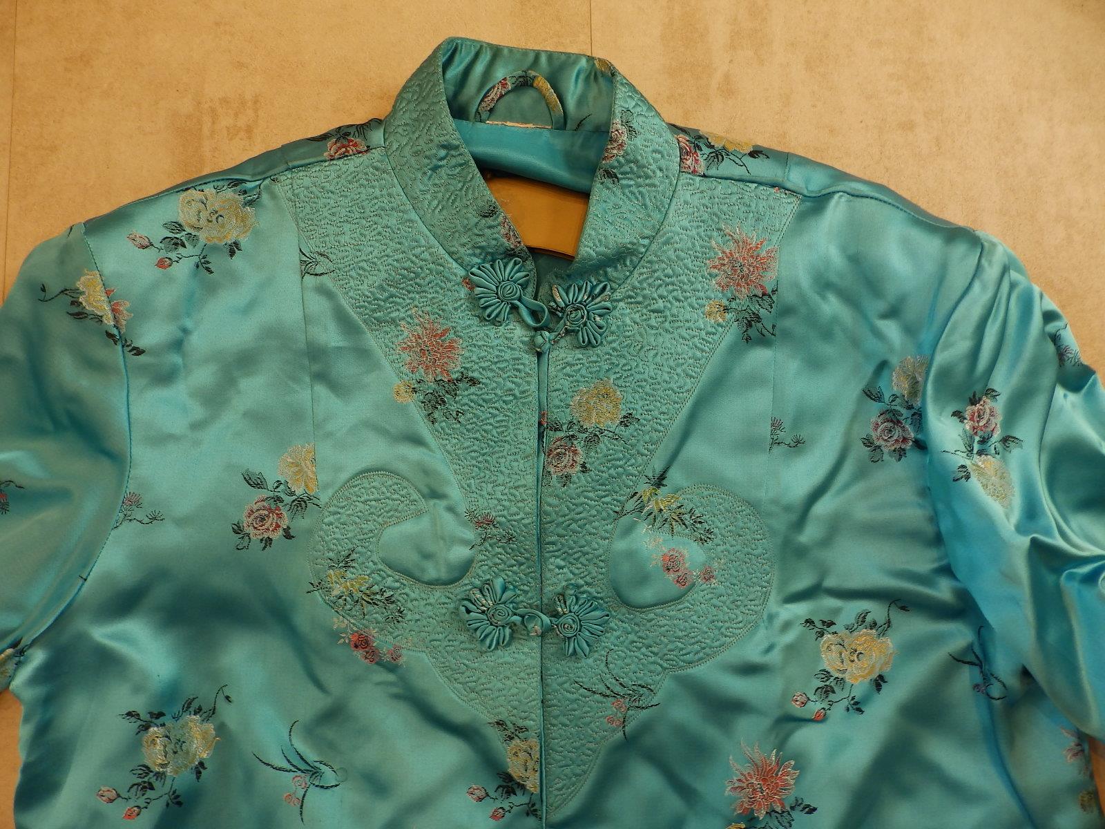 A mid 20thC Chinese silk satin turquoise brocade jacket. - Image 3 of 7