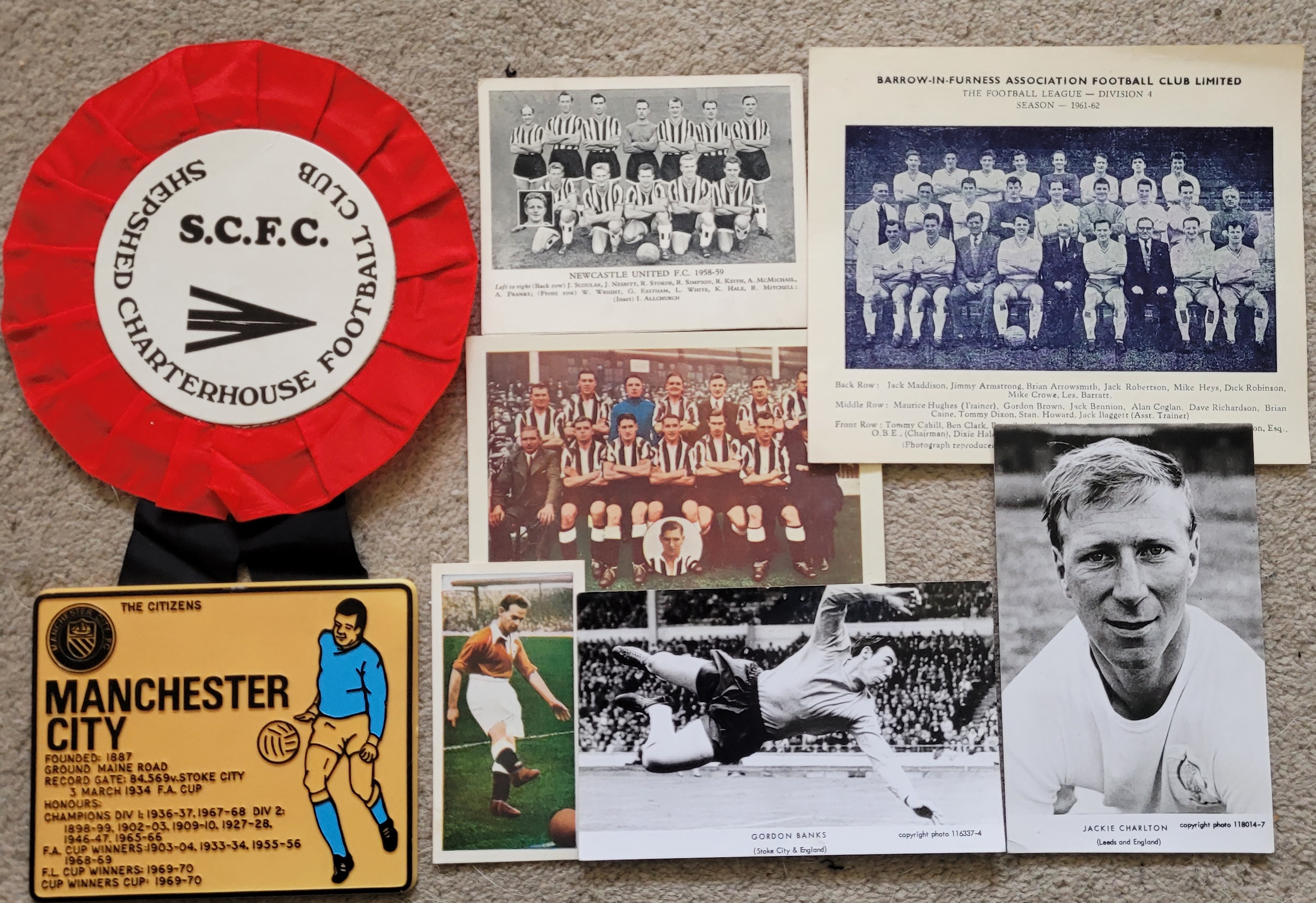 TREASURE TROVE OF FOOTBALL MEMORABILIA - Image 34 of 46