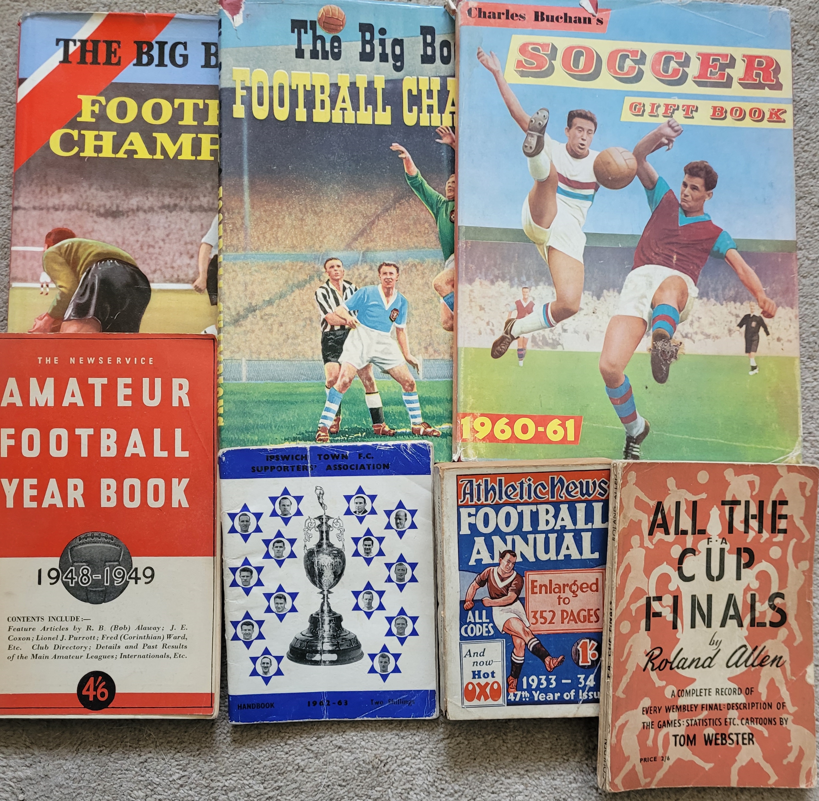 TREASURE TROVE OF FOOTBALL MEMORABILIA - Image 42 of 46