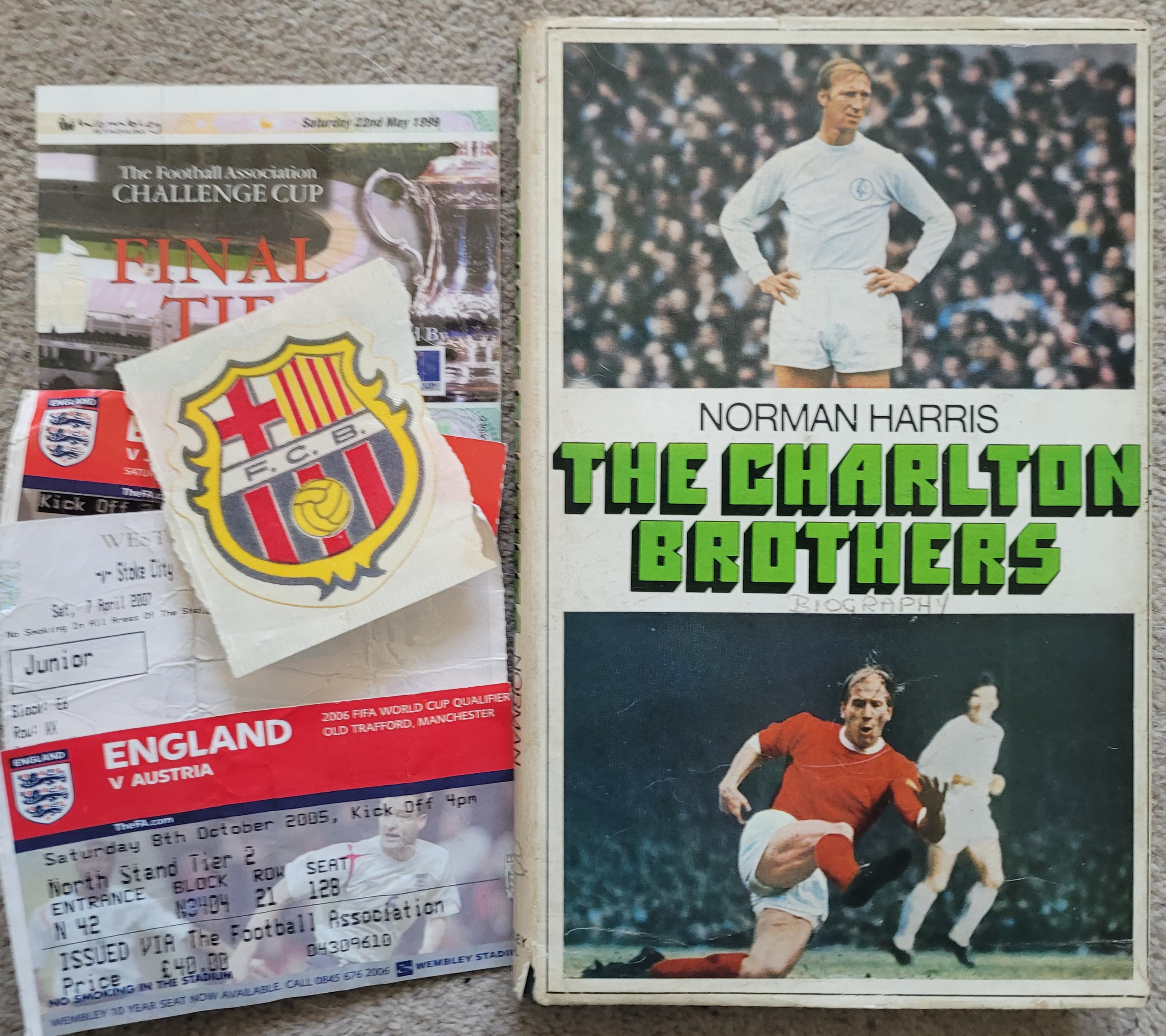 TREASURE TROVE OF FOOTBALL MEMORABILIA - Image 38 of 46