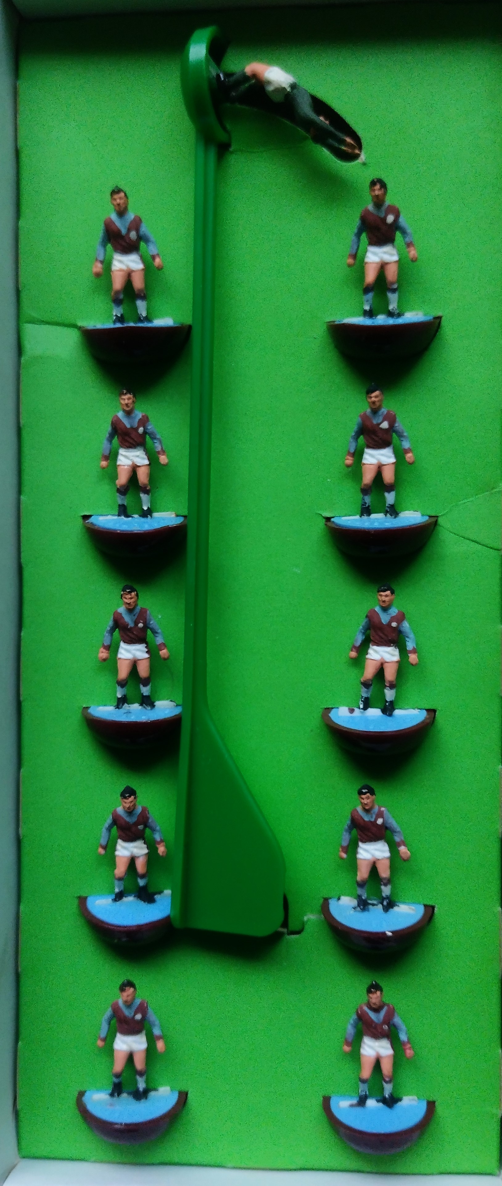 1970'S SUBBUTEO TEAM ASTON VILLA COLOURS - Image 2 of 2