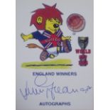 JIMMY GREAVES 1966 WORLD CUP WILLIE AUTOGRAPHED CARD