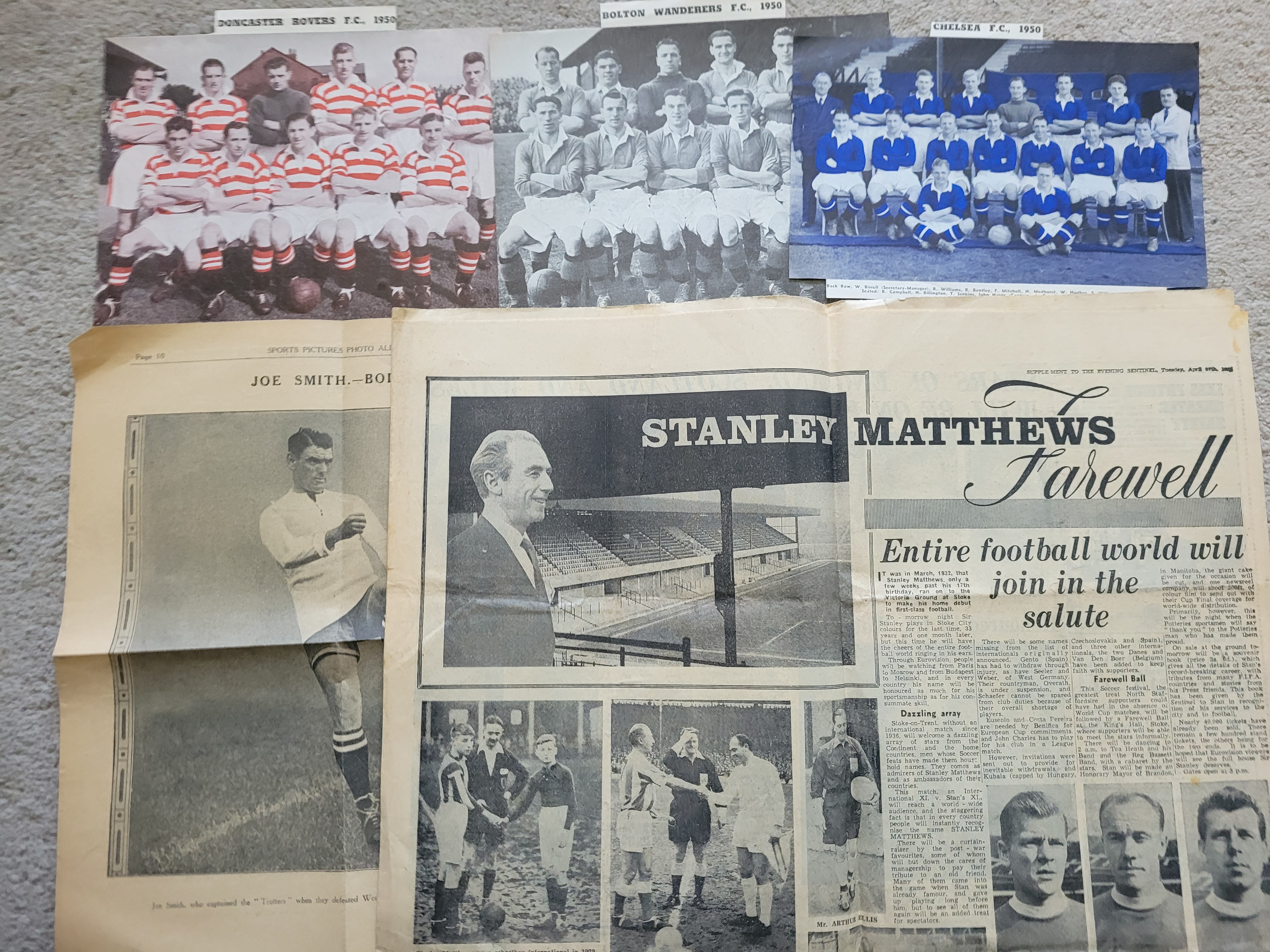 TREASURE TROVE OF FOOTBALL MEMORABILIA - Image 12 of 46